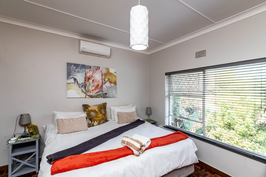6 Bedroom Property for Sale in Abbotsford Eastern Cape